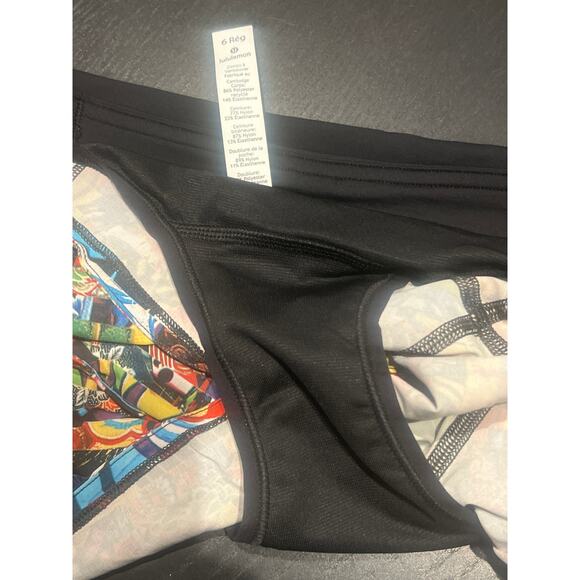 NWT - Rare Lululemon Seawheeze 2018 Speed Up Lego Rush/Black Short 2.5 - Size 6 - Picture 6 of 9